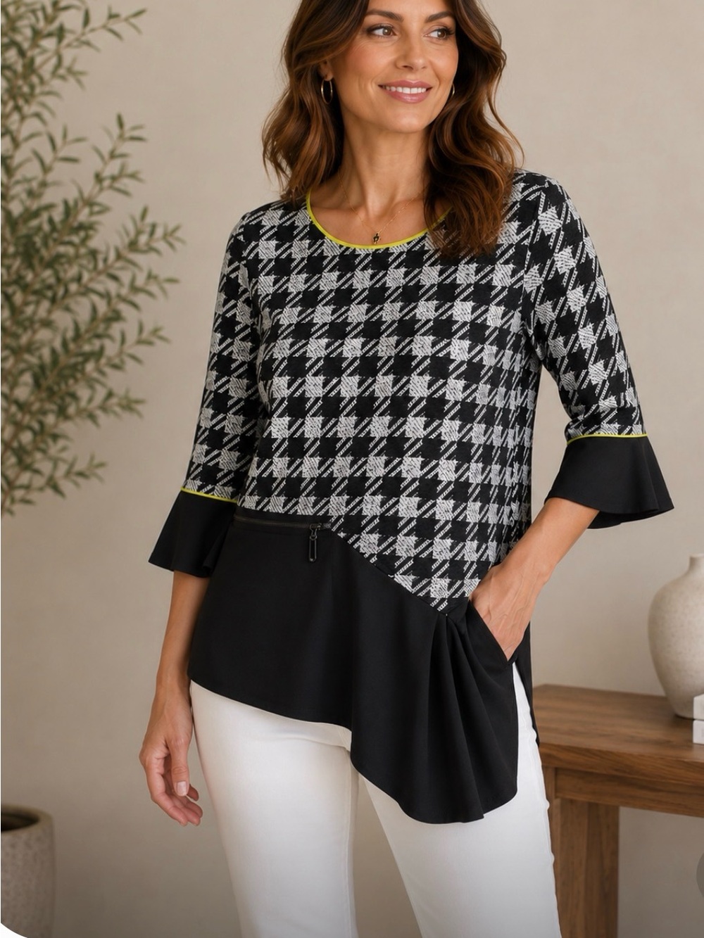 IC By Connie K Tunic Top Size Medium Asymmetrical Hem Front Pocket Stretchy